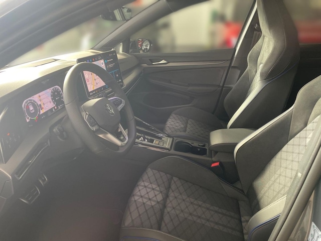 Volkswagen Golf DSG R-Line Style