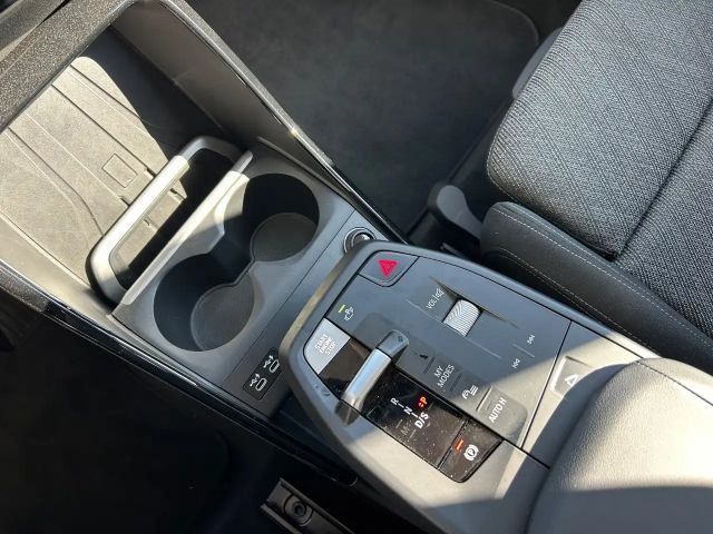 BMW 220 220i Active Tourer