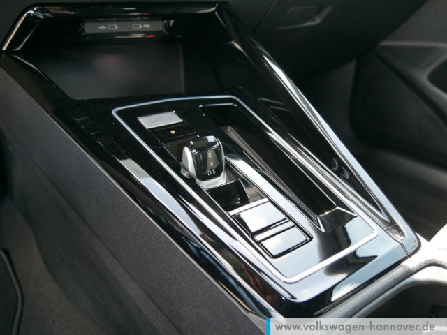 Volkswagen Golf 2.0 TDI Golf VIII R-Line