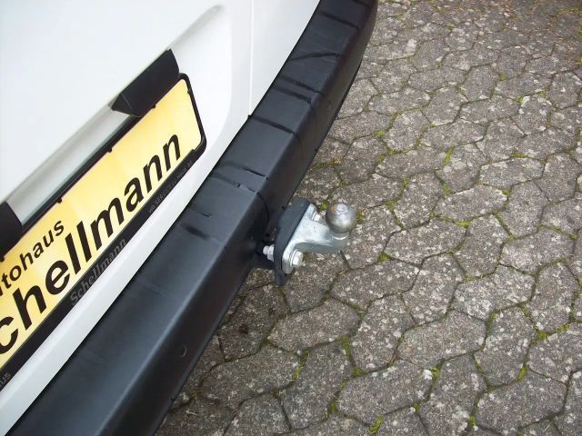 Opel Combo E 1.2 Cargo XL Holzboden Anhängerkupplung