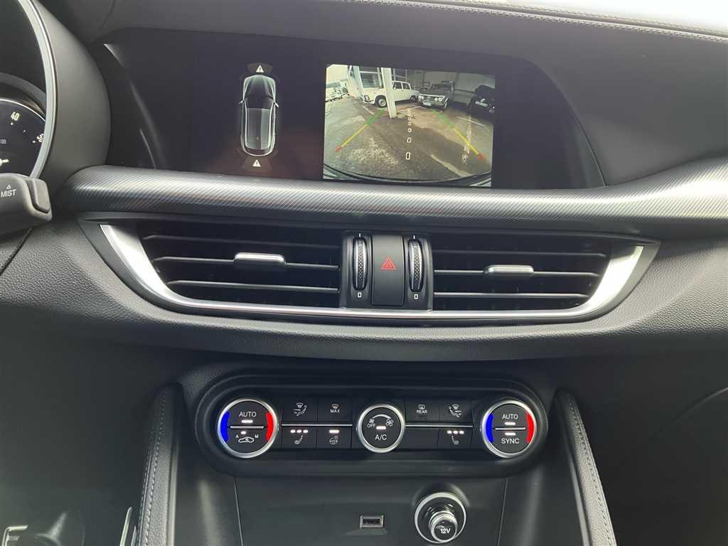 Alfa Romeo Stelvio Q4 Veloce