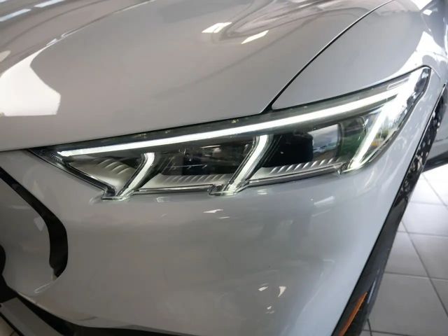 Ford Mustang Mach-E AWD