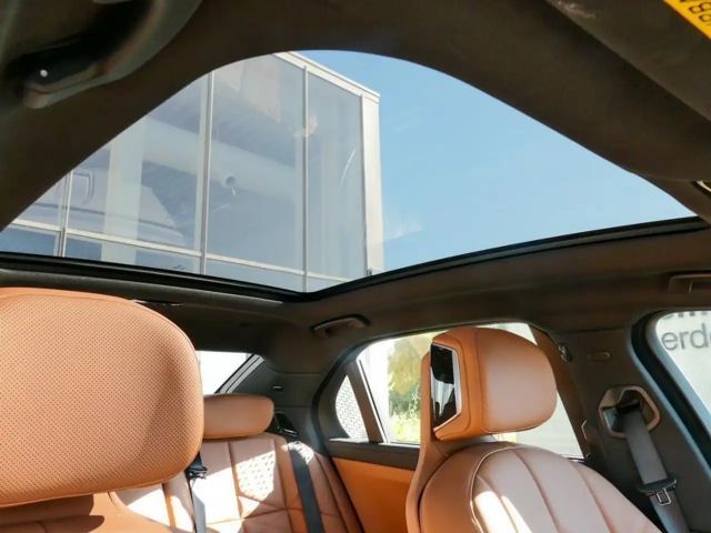 BMW i7 M-Sport Sedan