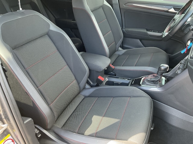 Volkswagen T-Roc Sport