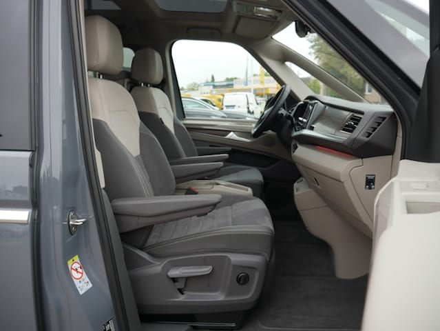 Volkswagen Multivan 2.0 TSI DSG Lang T7