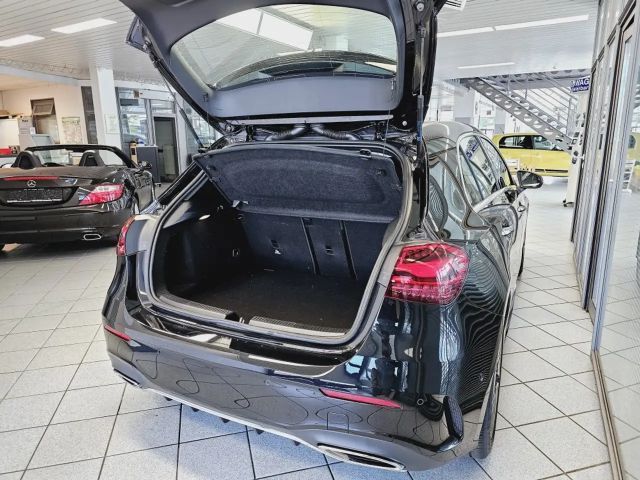 Mercedes-Benz A 180 AMG Line