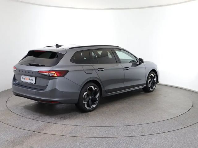 Skoda Superb Sportline iV