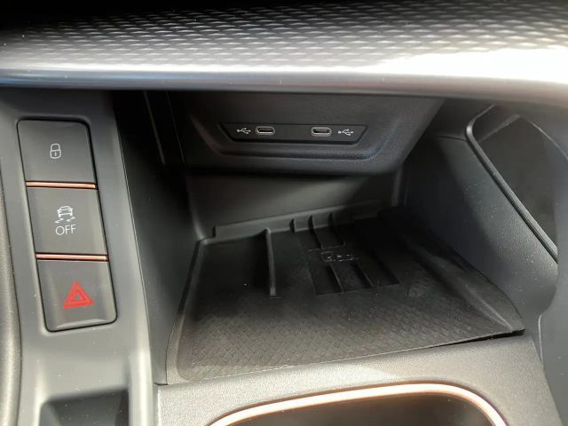 Cupra Terramar 1.5 e-Hybrid e-Hybrid