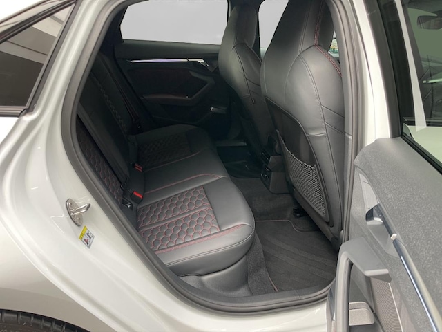 Audi RS3 Quattro S-Tronic Sedan