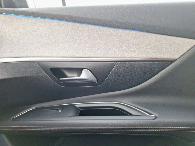 Peugeot 3008 EAT8 GT-Line Hybrid4