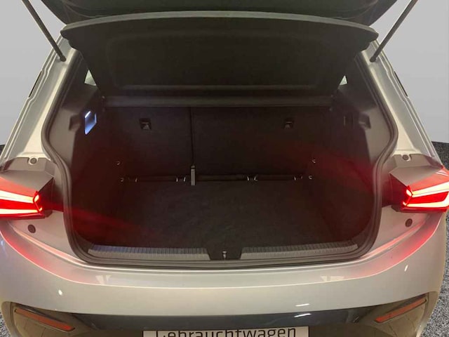 Cupra Born Born *LED*ACC*NAVI*R-CAM*SHZ*VIRTUAL*18"*TEL*DAB