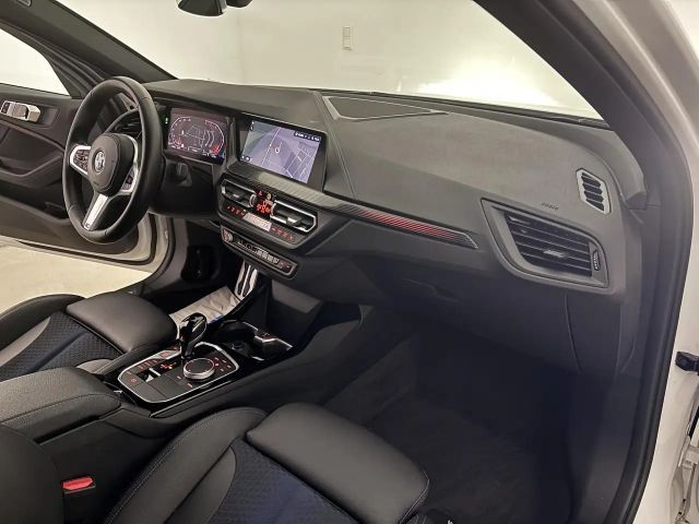 BMW 118 118d M-Sport Sedan