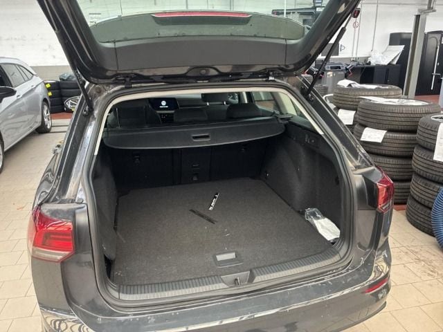 Volkswagen Golf 2.0 TDI Golf VIII Life Variant