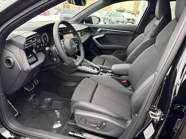 Audi A3 30 TFSI S-Line S-Tronic Sportback