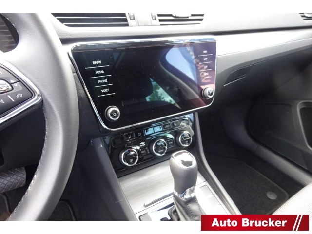 Skoda Superb 2.0 TDI Combi Style Style