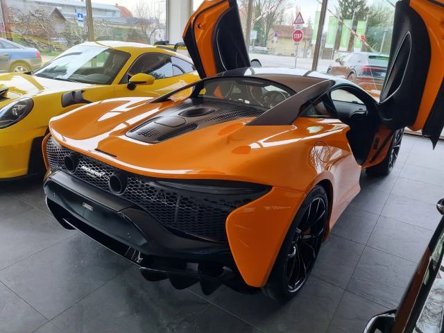 McLaren Artura Performance Black Paket Lift Sport Auspuff Clubsp.