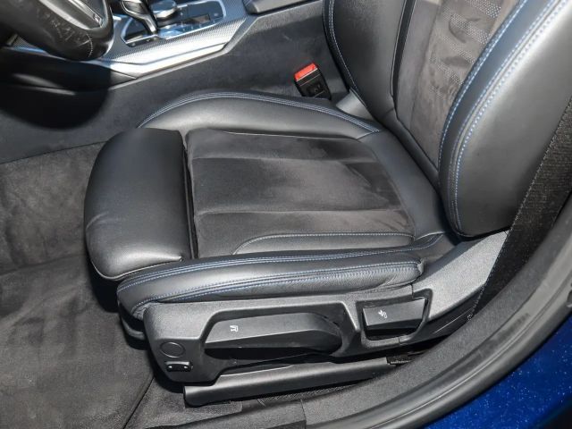 BMW 320 320e M-Sport Sedan