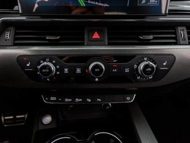 Audi RS4 tiptr. 360°K NAVI VIRTUAL SITZHZG DAB