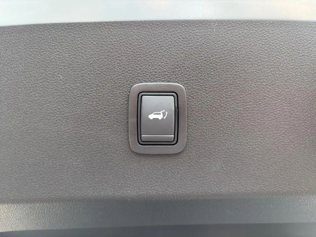 Renault 4 Comfort E-Tech Techno