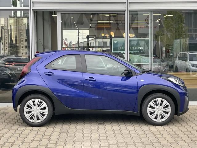 Toyota Aygo X Business Hatchback S-CVT