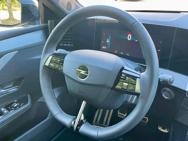 Opel Astra GS-Line Grand Sport