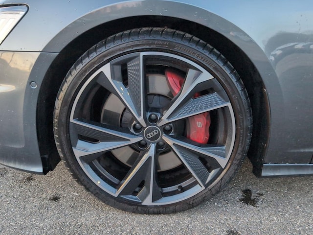 Audi S6 Avant Quattro