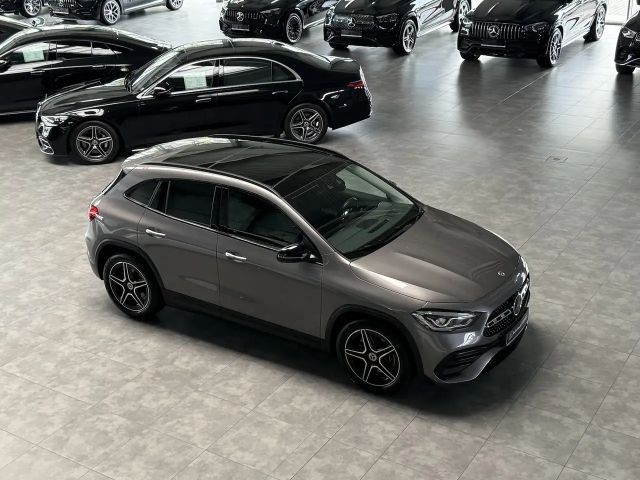 Mercedes-Benz GLA 250 4MATIC AMG Line