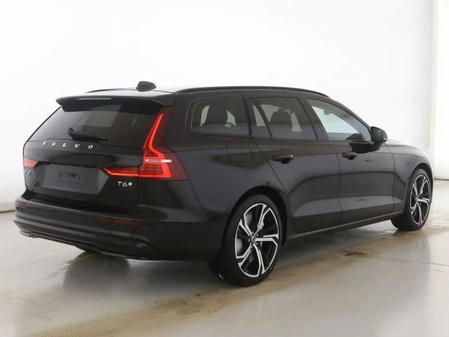 Volvo V60 AWD Dark Plus T6