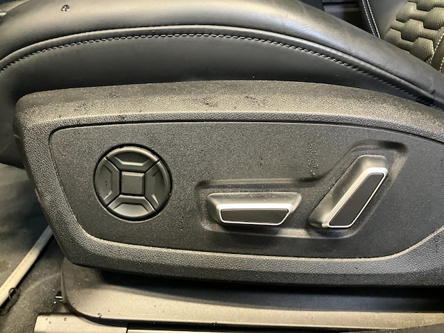 Audi A6 e-tron Avant Performance Quattro