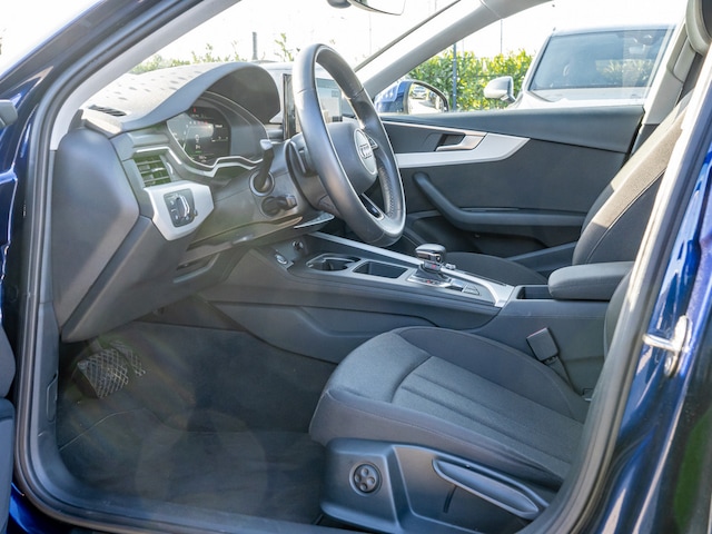 Audi A4 40 TFSI Avant S-Tronic