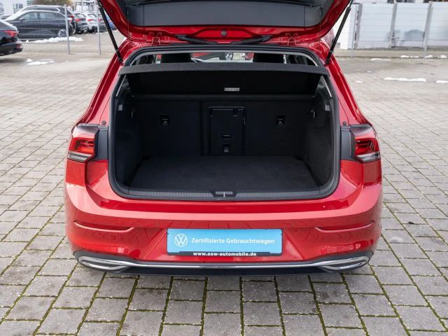 Volkswagen Golf 1.5 TSI