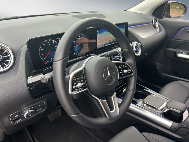Mercedes-Benz GLA 200 Progressive