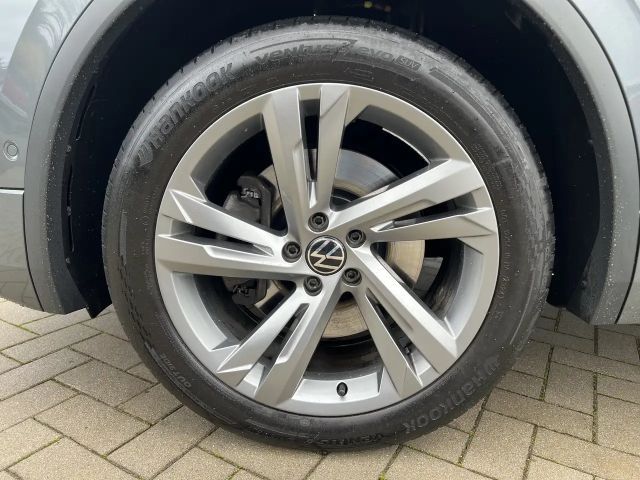 Volkswagen Tiguan 4Motion Allspace R-Line