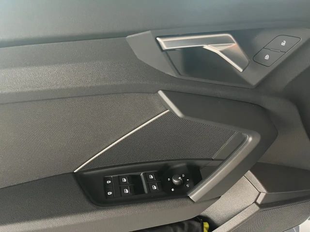 Audi A3 30 TFSI S-Tronic Sedan