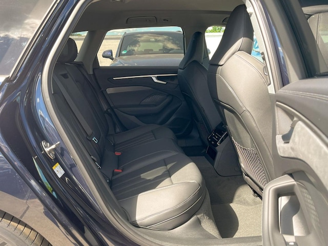 Audi A6 Avant S-Tronic