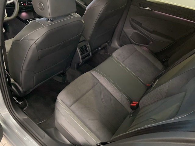 Volkswagen Golf DSG Golf VIII Style