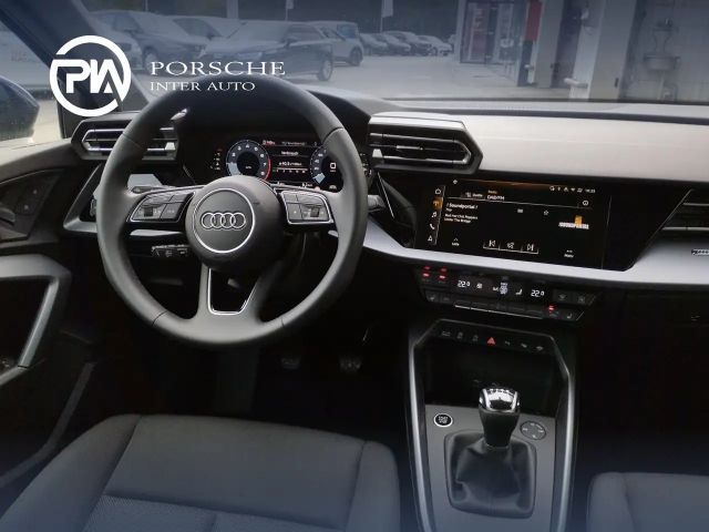 Audi A3 30 TFSI Sedan