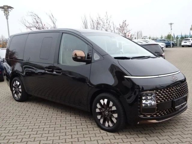 Hyundai Staria Signature Vierwielaandrijving