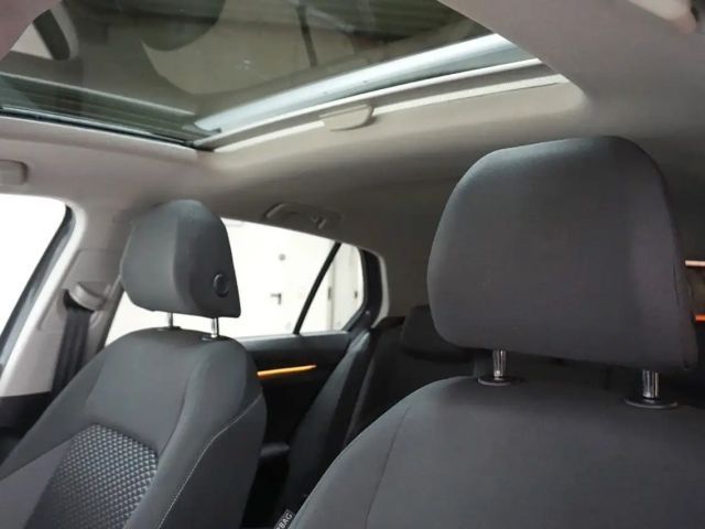 Volkswagen Golf 2.0 TDI DSG