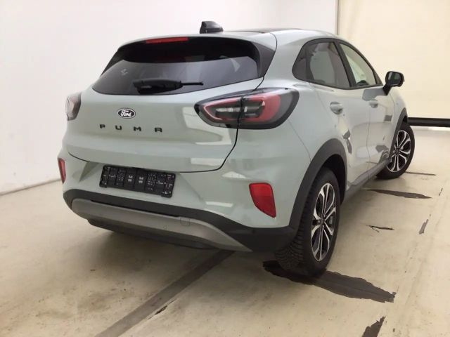 Ford Puma EcoBoost Titanium