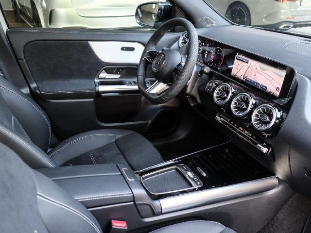 Mercedes-Benz GLA 220 4MATIC GLA 220 d