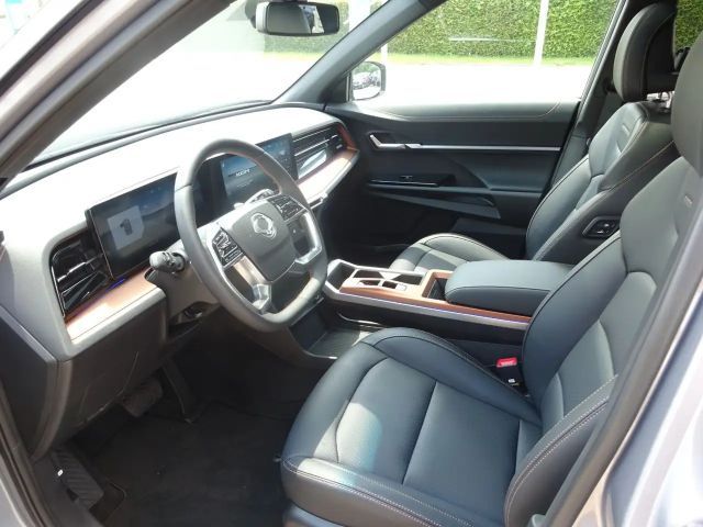 SsangYong Torres EVX Titanium*AT *NAVI*WÄRMEPUMPE*