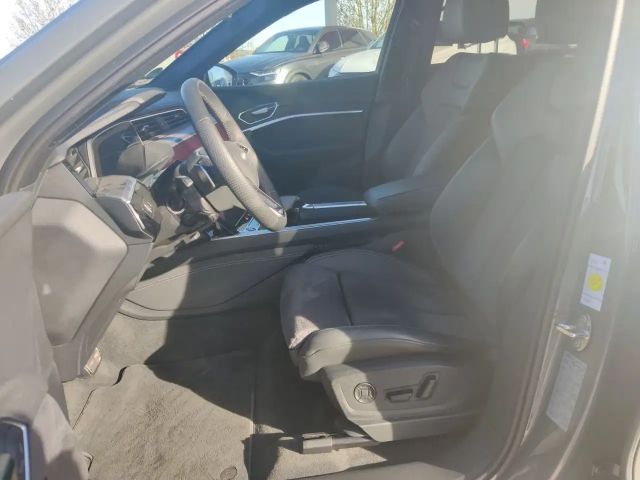 Audi Q8 e-tron 55 Quattro S-Line