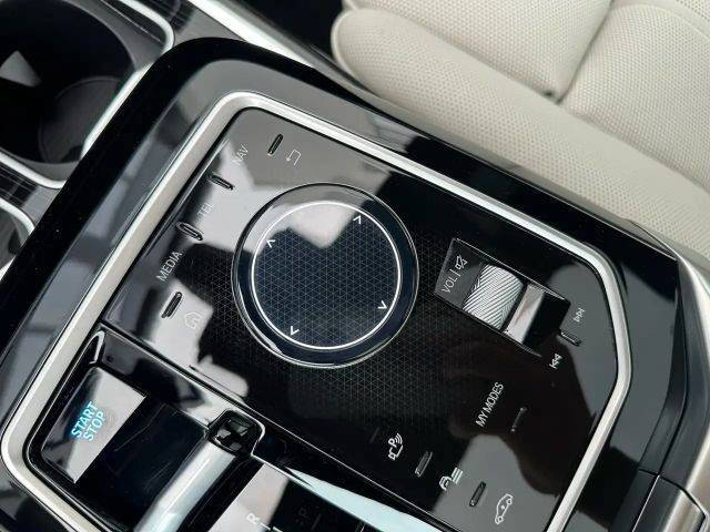 BMW i7 M-Sport Sedan xDrive60