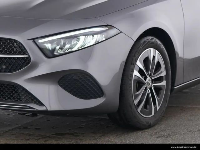 Mercedes-Benz A 180 Premium
