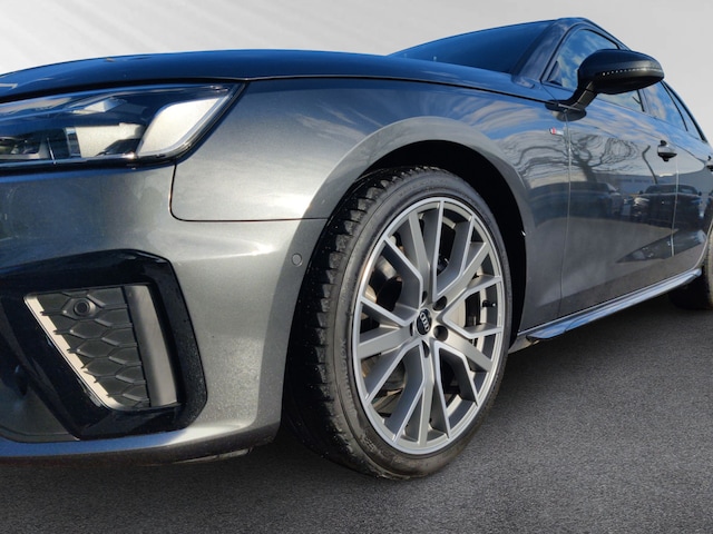 Audi A4 40 TDI Avant Quattro S-Line S-Tronic