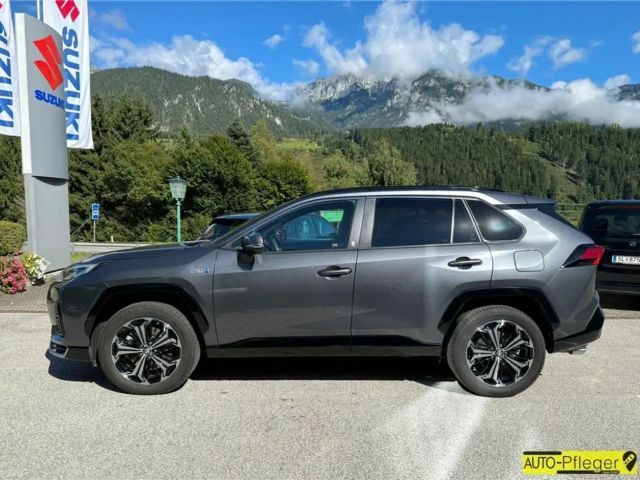 Suzuki Across E-Four Flash