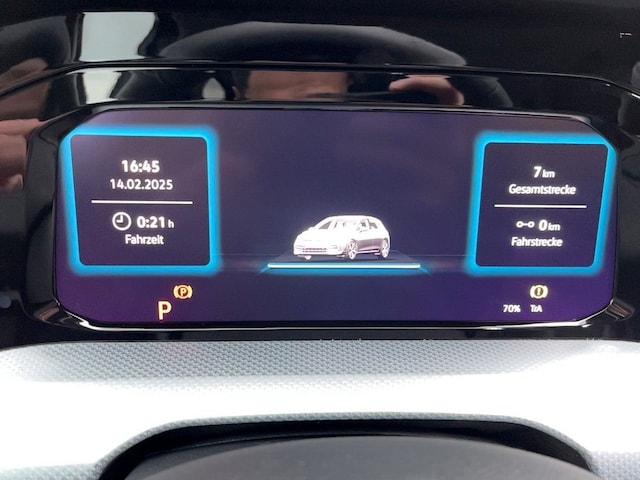 Volkswagen Golf 1.5 eTSI DSG