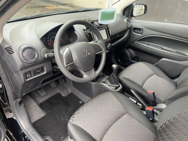 Mitsubishi Space Star Star