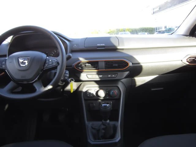 Dacia Sandero Essential Stepway TCe 90
